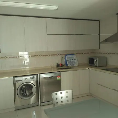Apartman Piso Familiar Telefono Seis Cinco Cuarto Ocho Nueve Cinco Nueve Nueve Siete